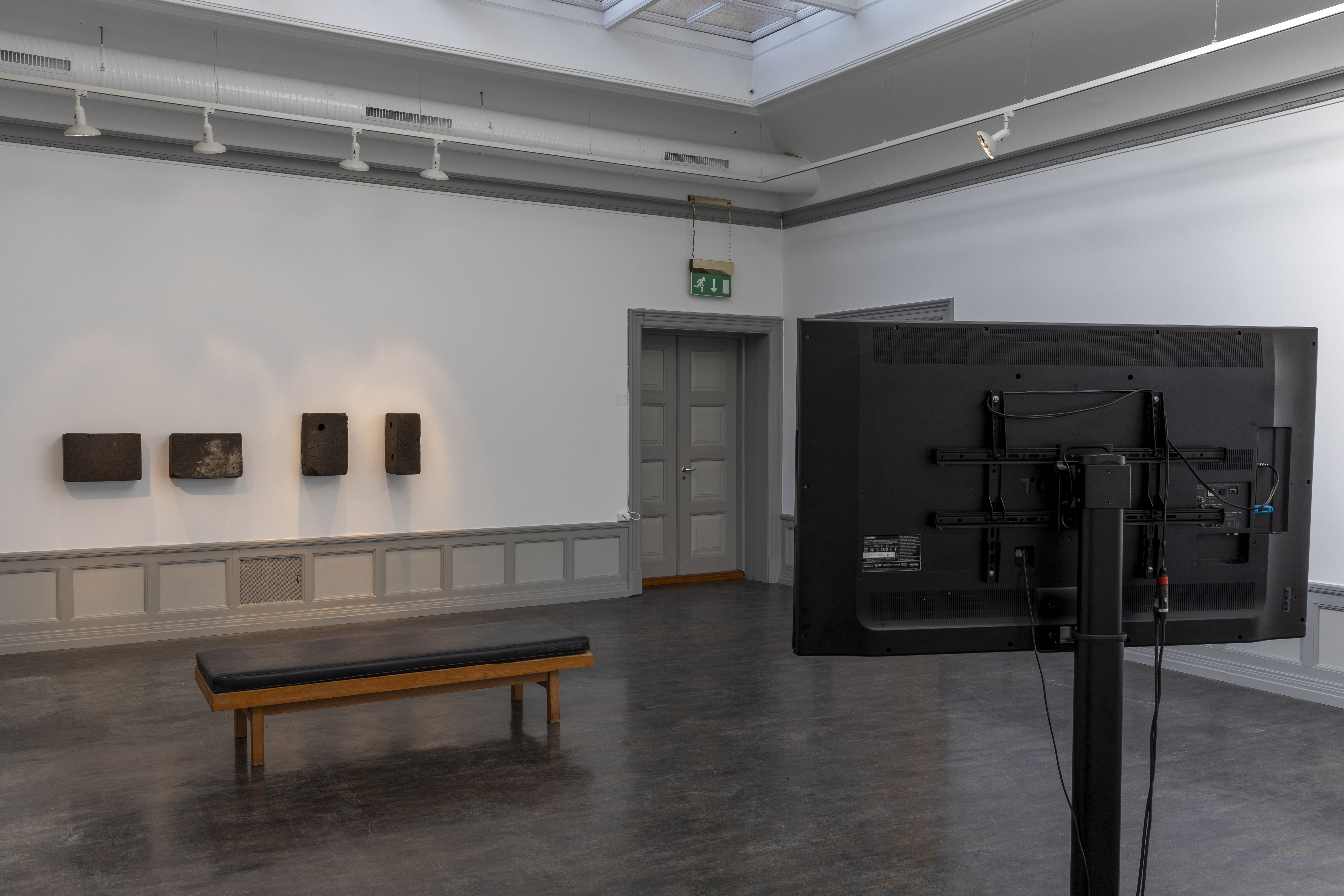 Marte Eknæs, Air Conditions (2020), installation view. Photo: Oddbjørn Erland Aarstad.